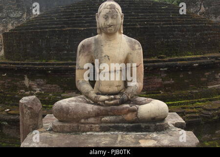 Ancient buddhist ruins in Polonnaruwa (Sri lanka) Stock Photo