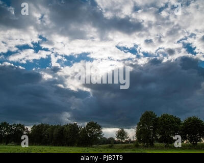 Dramatic sky over the Elbmarsch, Niedersachsen, Germany. Stock Photo