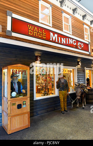 Wall Drug, A large American tourist trap in Wall, South Dakota Stock Photo