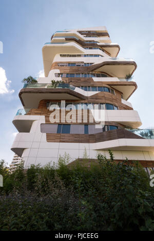 Zaha Hadid Architects, CityLife Milano residential building