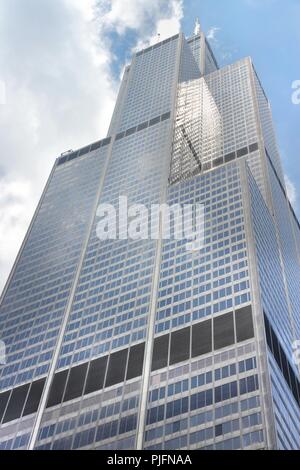 CHICAGO, USA - JUNE 27, 2013: Willis Tower (formerly Sears Tower) in Chicago. It is 442m tall and as of 2013 is the 2nd tallest building in the USA. Stock Photo