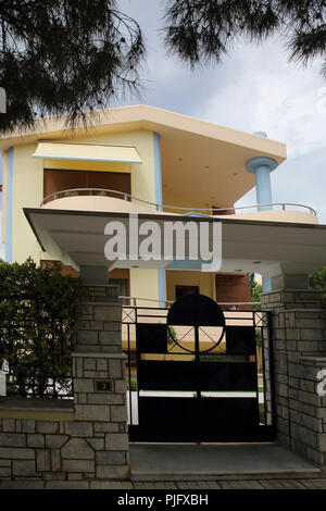 Vouliagmeni Attica Greece Art Deco House And Gate Stock Photo Alamy