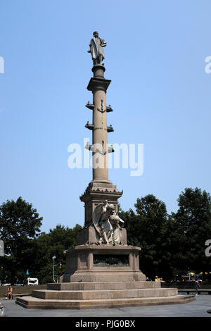 Statue of Christopher Columbus in Columbus Circle in New York City Stock Photo