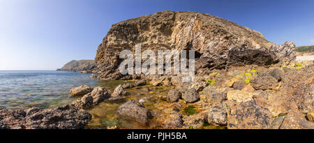 Panoramic view of the coastline at Ynys-Y-Fydlyn on the coast of Anglesey, North Wales Stock Photo