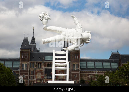 Europa Amsterdam Frühling Museum Astronaut Kunst 2018 Stock Photo