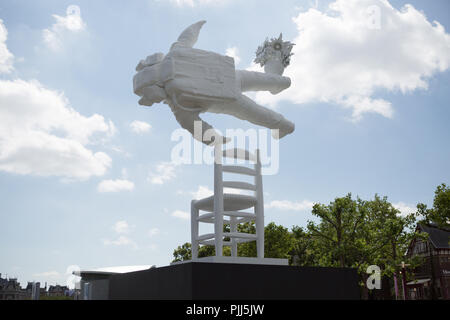 Europa Amsterdam Frühling Museum Astronaut Kunst 2018 Stock Photo