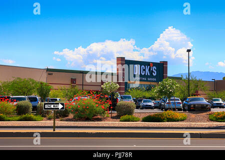 Dick's Sporting Goods store in a strip mall in Tucson AZ Stock Photo