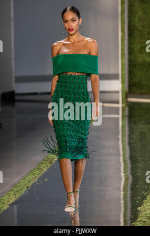 New York, USA. 7th September 2018. Cushnie Et Ochs Spring Summer 2019  runwaay at New York Fashion Week. Photo Credit: Rudy K / SIPA Press Credit:  rudy k/Alamy Live News Stock Photo - Alamy
