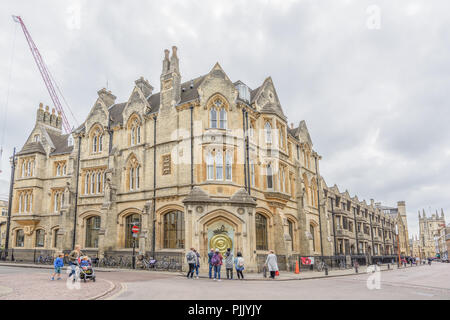 TAYLOR LIBRARY CORPUS CHRISTI COLLEGE CAMBRIDGE, WRIGHT AND WRIGHT ...