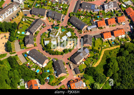 Municipal Kindergarten Boy, circular houses, circular settlement, Im Johannestal 86, Bottrop, Ruhr area, North Rhine-Westphalia, Germany Stock Photo