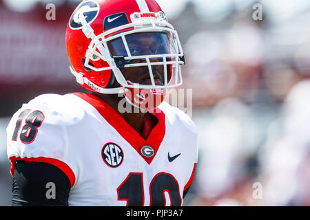 Columbia, SC, USA. 8th Sep, 2018. Bulldogs running back D'Andre Swift (7)  silences the crowd after a touchdown in the SEC matchup between the Georgia  Bulldogs and the South Carolina Gamecocks at