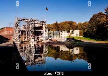 The historical boat lift nr. 1 on the Canal du Centre in Houdeng-Gœgnies (Belgium, 03/10/2011) Stock Photo