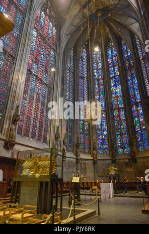 Marien's shrine (in front) and Karl's shrine (behind) in the choral hall, cathedral, Aachen, North Rhine-Westphalia, Germany, Marienschrein (vorne) un Stock Photo