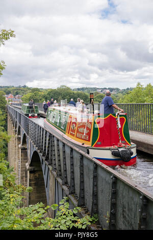 Pontcysyllte Aqueduct (Traphont Ddŵr Pontcysyllte) on the Llangollen Canal, Wales, UK Stock Photo