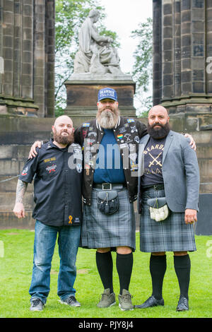 Pictured Billy Greig with Sweedish Members Lennie Edman and Abbe Yassine    Beared Villian meet up at Scott Monument, Billy Grieg the organiser Founde Stock Photo