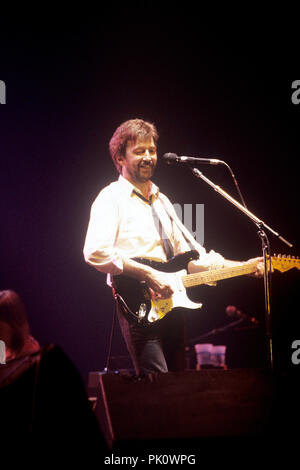 Eric Clapton on 20.04.1983 in Bremen. | usage worldwide Stock