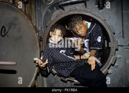 Inside The World Of Kris Kross Daddy Mac A Musical Phenomenon - r0m4bc2