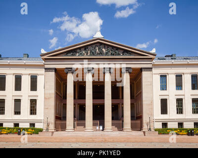 University of Oslo Faculty of Law (Domus Media) neoclassical facade, University Square, Central Oslo, Norway, Scandanavia Stock Photo