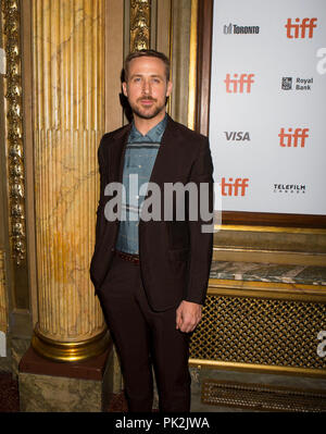 Toronto, Canada. 10th Sep, 2018. Actor Ryan Gosling poses for photos before the Canadian premiere of the film 'First Man' during the 2018 Toronto International Film Festival in Toronto, Canada, on Sept. 10, 2018. Credit: Zou Zheng/Xinhua/Alamy Live News Stock Photo