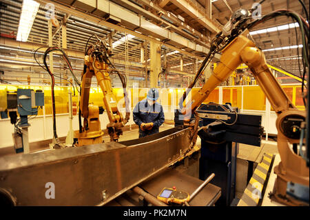 Zhangjiakou, Zhangjiakou, China. 11th Sep, 2018. Zhangjiakou, CHINA-Workers at a manufacturing factory in Zhangjiakou, north China's Hebei Province. Credit: SIPA Asia/ZUMA Wire/Alamy Live News Stock Photo