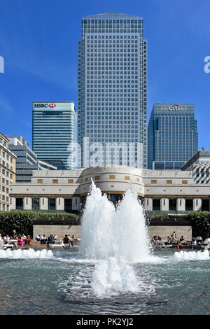 One Canada Square Canary Wharf tower London skyline landmark skyscraper on Isle of Dogs clad in stainless steel next to HSBC & Citibank buildings UK Stock Photo