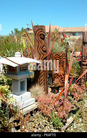 Items for sale in art garden shop in Oceano California on the beach of the Pacific for tourists and vacationers while traveling with family Stock Photo