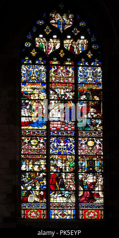 Stained glass window in Rouen Cathedral (Cathédrale primatiale Notre-Dame de l'Assomption de Rouen), Rouen, Normandy, France Stock Photo