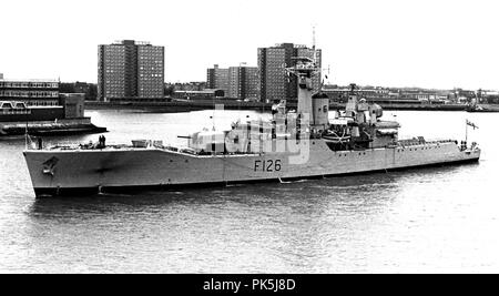 AJAXNETPHOTO. 1974. PORTSMOUTH, ENGLAND -FRIGATE HMS PLYMOUTH DEPARTS NAVAL BASE PHOTO:JONATHAN EASTLAND/AJAX REF:NA PLYMOUTH 1974 Stock Photo