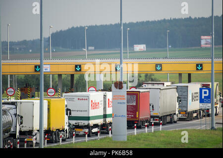 Traffic jam on Expressway S6 called Obwodnica Trojmiasta (Tricity Beltway) to Autostrada A1 in Rusocin, Poland. September 7th 2018 © Wojciech Strozyk  Stock Photo
