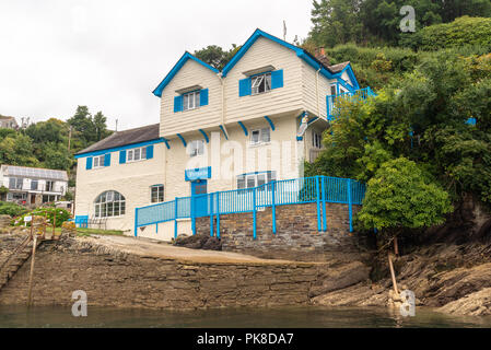 Ferryside, a house on the banks of the River Fowey, Fowey, South Cornwall, England, UK, once lived in by Dame Daphne du Maurier, author and playwright Stock Photo