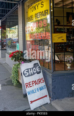 Old-fashioned shoe repair shop in Kerrisdale, Vancouver, BC, Canada Stock Photo