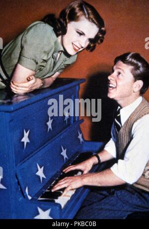 Babes in Arms Year : 1939 USA Director : Busby Berkeley Mickey Rooney, Judy Garland Stock Photo