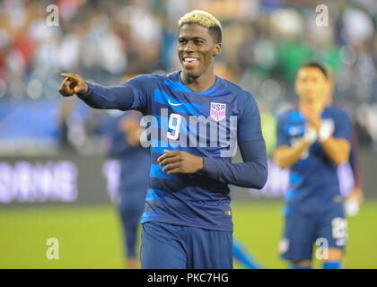 Nashville, TN, USA. 11th Sep, 2018. US forward, Gyasi Zardes (9), signals to fans following the International Friendly match between Mexico and USA at Nissan Stadium in Nashville, TN. The US National team defeated Mexico, 1-0. Kevin Langley/CSM/Alamy Live News Stock Photo