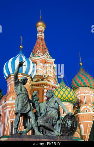 Monument to Minin and Pozharsky, Saint Basil's Cathedral, Red Square; Moscow, Russia Stock Photo