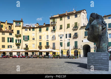 Piazza Anfiteatro Romano; Lucca, Tuscany, Italy Stock Photo