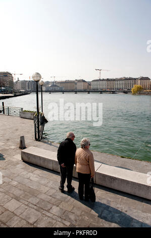 The Quai du Général Guisan along the Rhône river in Geneva (Switzerland, 16/04/2010) Stock Photo