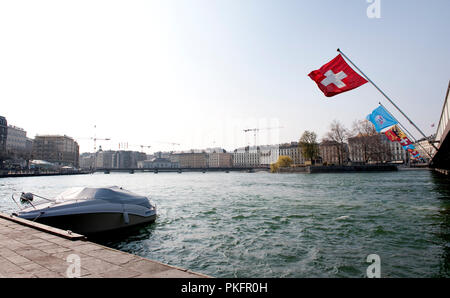 The Quai du Général Guisan along the Rhône river in Geneva (Switzerland, 16/04/2010) Stock Photo