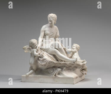 Venus of the Doves. Dimensions: overall: 75.1 x 71.3 x 45.7 cm (29 9/16 x 28 1/16 x 18 in.)  gross weight: 372 lb. (168.738 kg). Medium: marble. Museum: National Gallery of Art, Washington DC. Author: Etienne-Maurice Falconet. Stock Photo