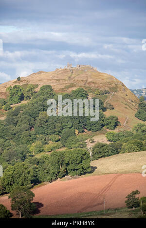 Castell Dinas Brân,'Crow Castle' a medieval castle occupying a prominent hilltop site above the town of Llangollen in Denbighshire, Wales, UK Stock Photo