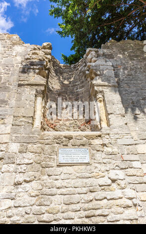 Norman Fire place in King John's Palace, a ruined Norman merchant's house located within the Old Town Walls in Southampton, Old Town, England, UK Stock Photo