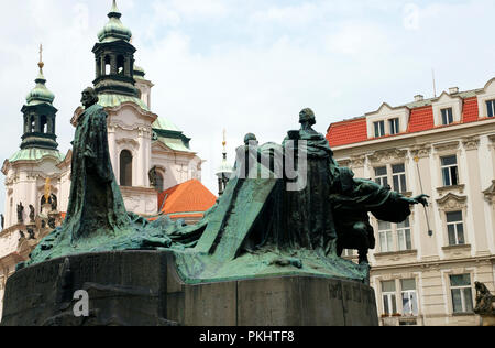 Czech Republic. Prague.  Old Town Square. Jan Hus Memorial, reformer and redecessor to Protestatism (1369-1415). Sculptural group designed by Ladislav Saloun (1870-1946), 1901-1915. Art Nouveau period. Stock Photo