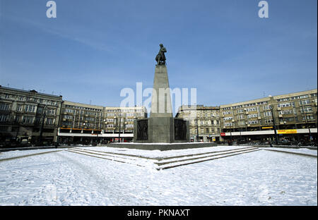 Monument to Polish 18th century Polish patriot hero General Tadeusz Kosciuszko on Freedom Square ' Plac Wolnosci ' at the north end of Piotrkowska str Stock Photo