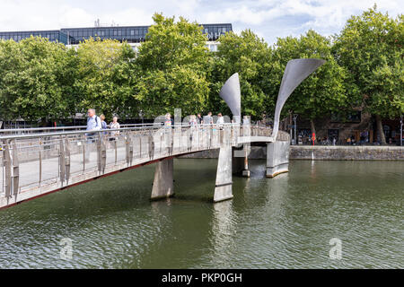 Pero's Bridge over the River Frome in Bristol Harbourside, City of Bristol, England, UK Stock Photo