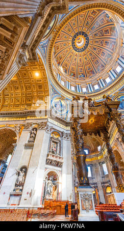 Main Altar in San Pietro cathedral in Vatican Stock Photo - Alamy