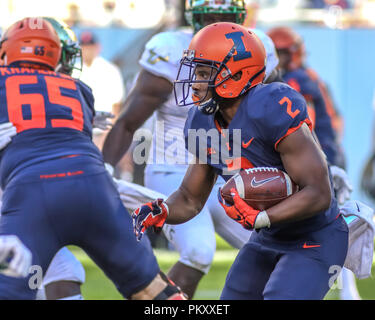 Chicago, USA. 15th September 2018. Illinois Fighting Illini running back Reggie Corbin (2) looks for running room during NCAA football game action between the University of Illinois Fighting Illini vs the University of South Florida Bulls at Soldier Field in Chicago, IL Credit: Cal Sport Media/Alamy Live News Stock Photo