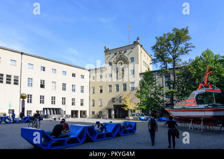 München, Munich: Deutsches Museum Museumshof (Museum courtyard), Oberbayern, Upper Bavaria, Bayern, Bavaria, Germany Stock Photo