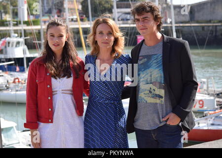 Marilou Aussiloux, Alix Poisson and Pierre Perrier, some of the actors who played in Jeux d'Influence, a film that won Best Mini Series at the 2018 Fi Stock Photo