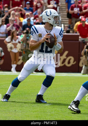 Maryland, USA. 16th Sep, 2018. Indianapolis Colts quarterback Andrew Luck (12) looks for a receiver in early first quarter action against the Washington Redskins at FedEx Field in Landover, Maryland on Sunday, September 16, 2018. Credit: Ron Sachs/CNP | usage worldwide Credit: dpa picture alliance/Alamy Live News Stock Photo