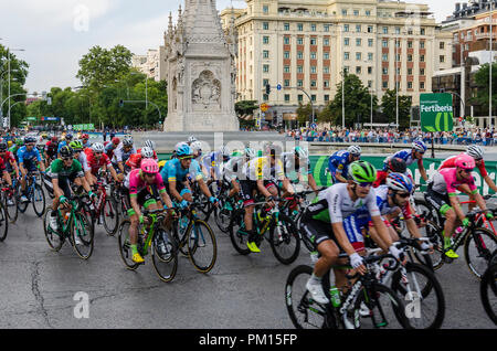 Madrid, Spain. 16 th September, 2018. Riders during final stage of cycling race 'Vuelta a España' on September 16, 2018 in Castellana street, Madrid, Spain. Enrique Davó/Alamy Live News Stock Photo