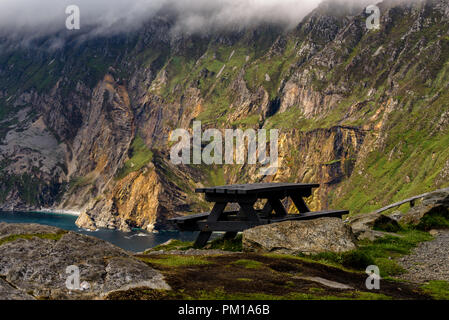 Picnic area, near the edge of Slieve League, mountain on the Atlantic coast of Co. Donegal, it has some of the highest cliffs in Ireland Stock Photo
